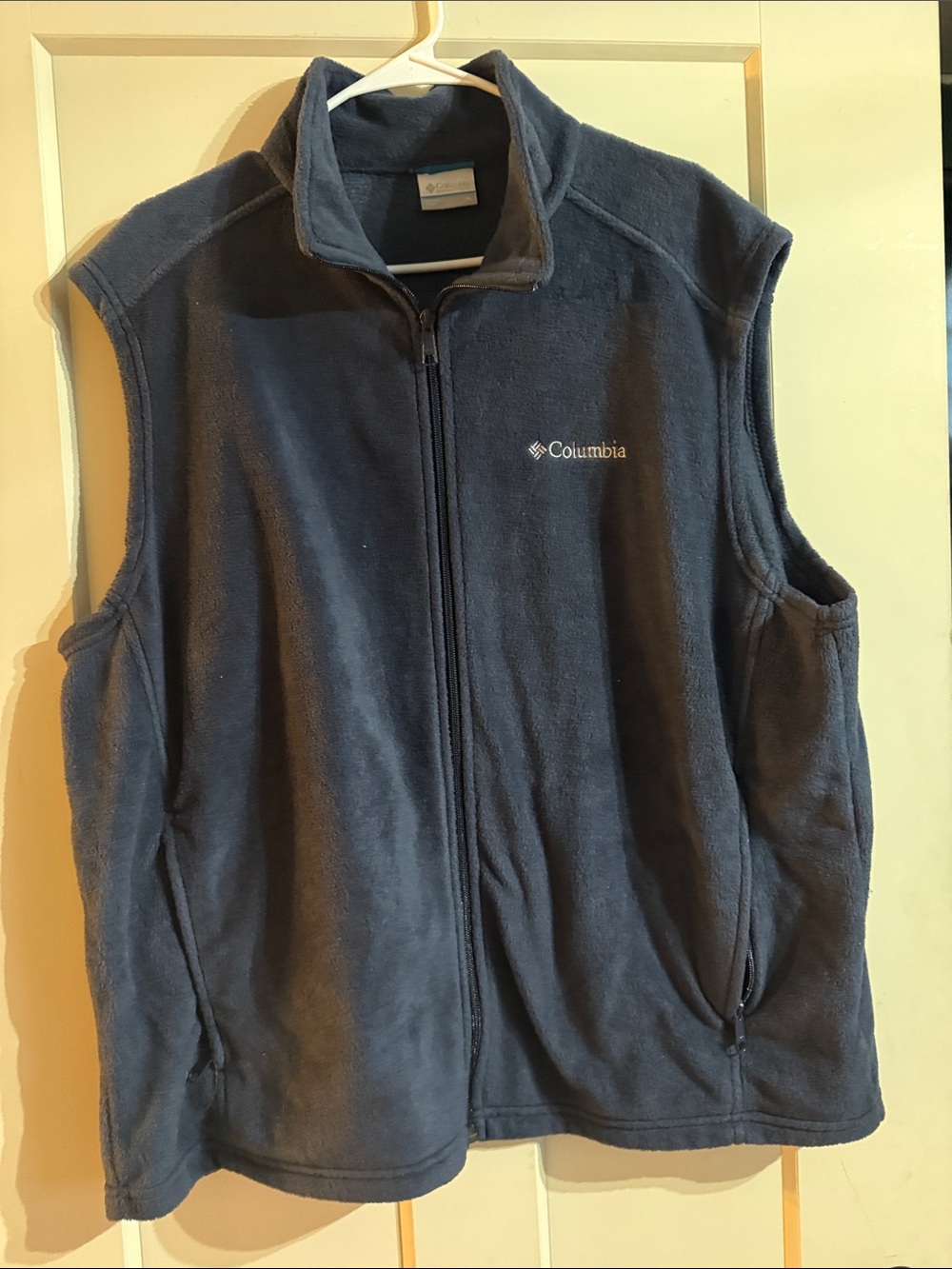 Columbia Navy Blue Full-Zip Fleece Vest